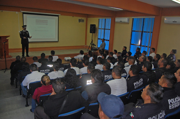 platica mandos policiales 2