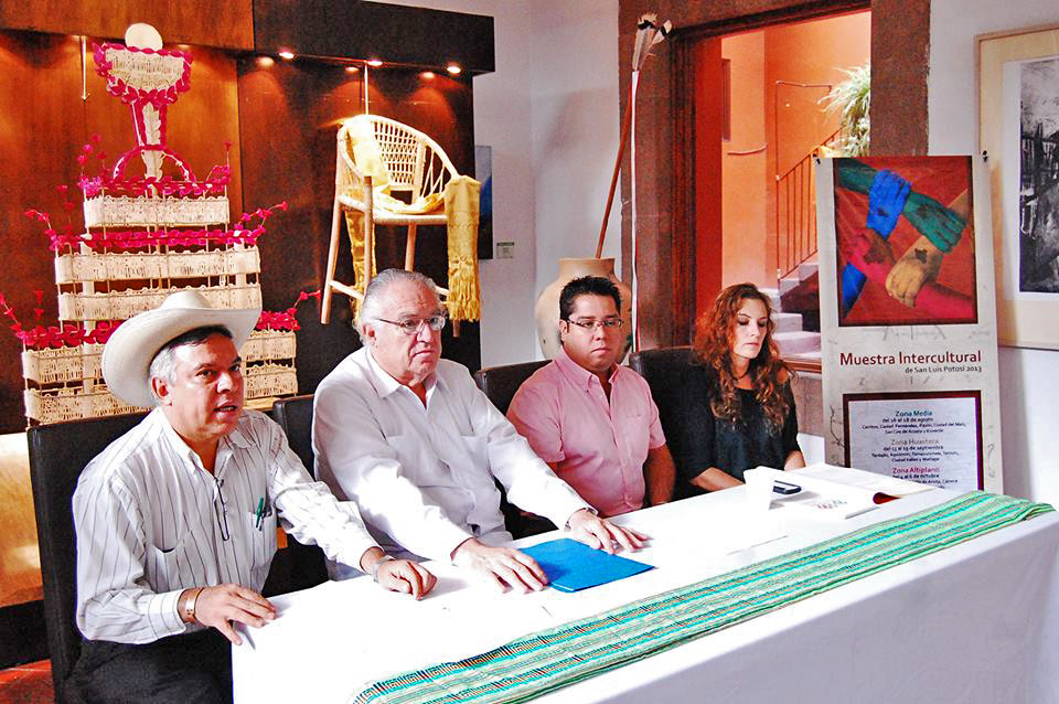 962988_10200746463678439_1272469827_n